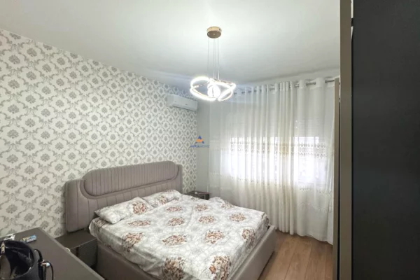 Shtepi ne shitje 2+1 ne Tirane - 150,000 Euro