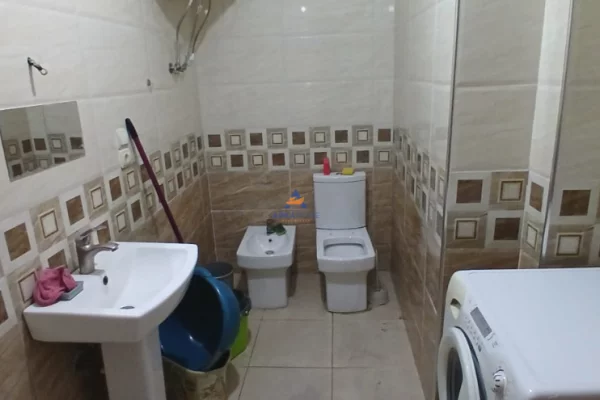 Shtepi me qera Apartament ne Tirane, 2+1, Mobilimi E mobiluar, Pagesa 519  Euro.