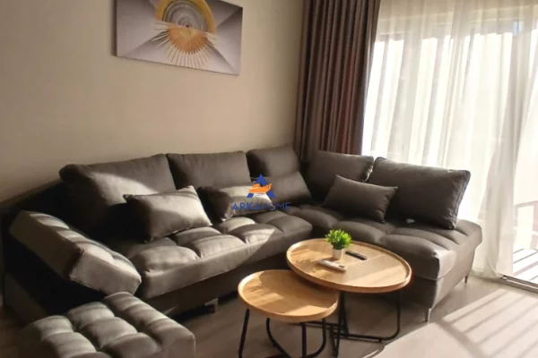 Shtepi me qera 2+1 ne Tirane - 1,000 Euro