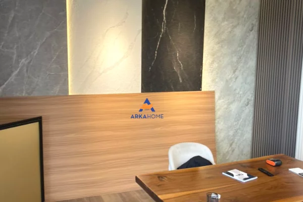 Business Property for Rent 1+1 in Tirana - 1,000 Euro