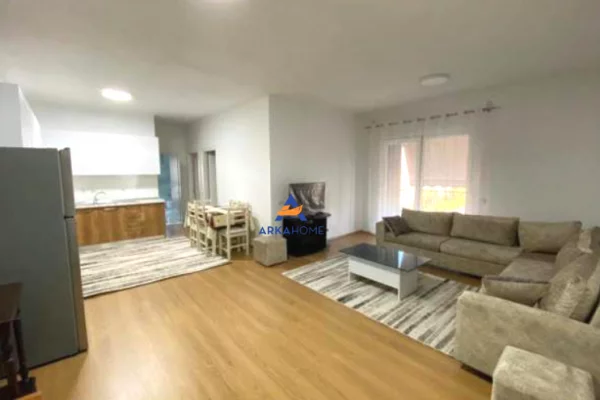 Shtepi me qera 3+1 ne Tirane - 650 Euro