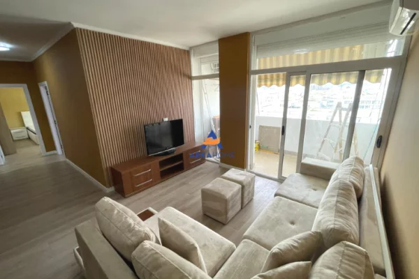 Shtepi me qera 2+1 ne Tirane - 725 Euro