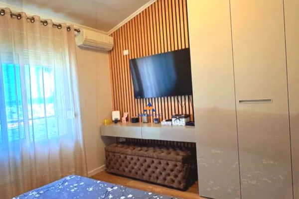 Shtepi me qera 1+1 ne Tirane - 600 Euro