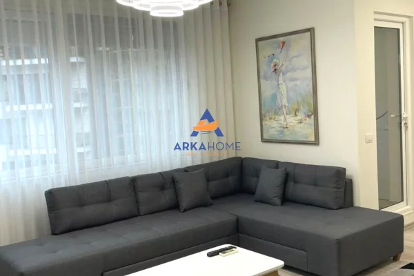 Shtepi me qera 1+1 ne Tirane - 1,000 Euro