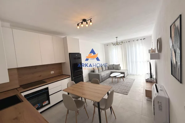 Shtepi me qera 2+1 ne Tirane - 550 Euro