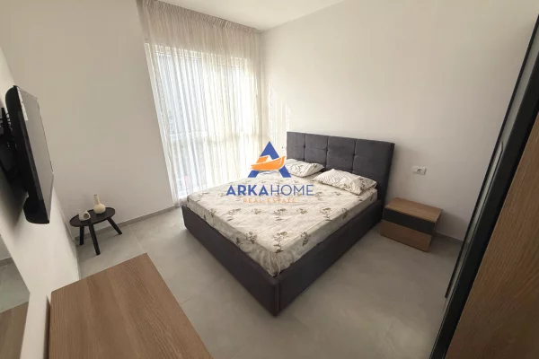Shtepi me qera Apartament ne Tirane, 2+1, Mobilimi E mobiluar, Pagesa 550  Euro.