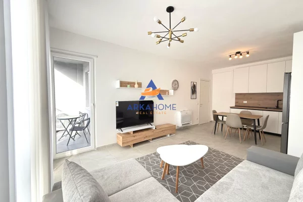 Shtepi me qera 2+1 ne Tirane - 550 Euro