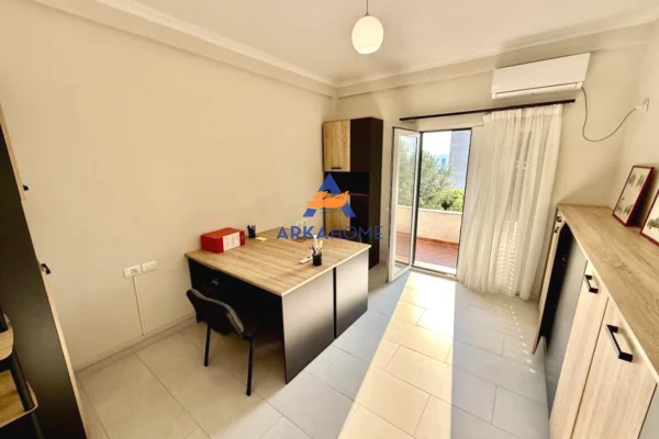 Business Property for Rent 3+1 in Tirana - 650 Euro