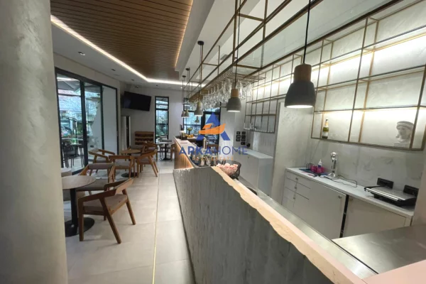Business Property for Rent 2+1 in Tirana - 1,500 Euro