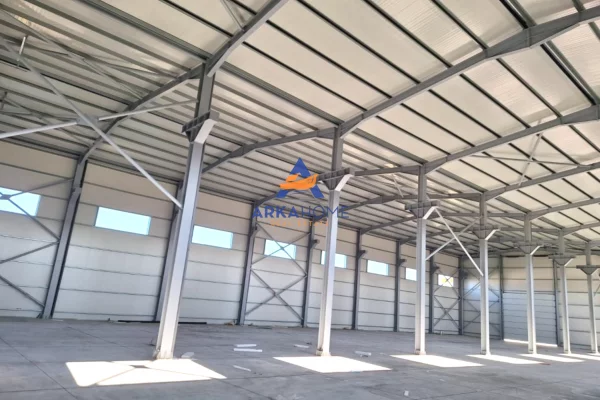 Business Property for Rent 4+1 in Durres - 4,500 Euro