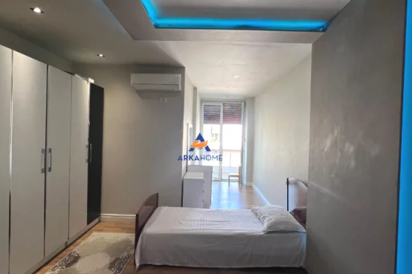 Shtepi me qera 2+1 ne Tirane - 519 Euro