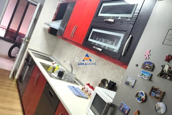 Shtepi me qera 2+1 ne Tirane - 726 Euro