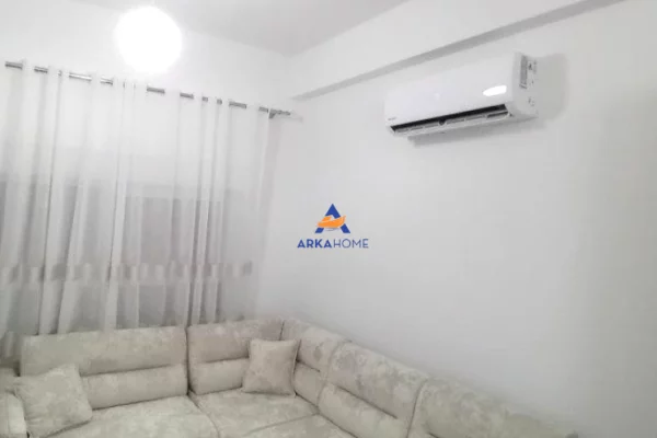 Shtepi me qera 1+1 ne Tirane - 450 Euro