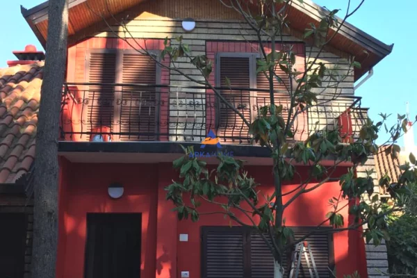 Shtepi ne shitje 4+1 ne Durres - 381,100 Euro