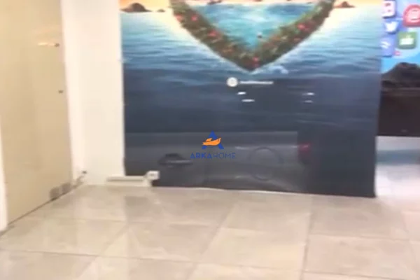 Ambient biznesi me qera 3+1 ne Tirane - 415 Euro