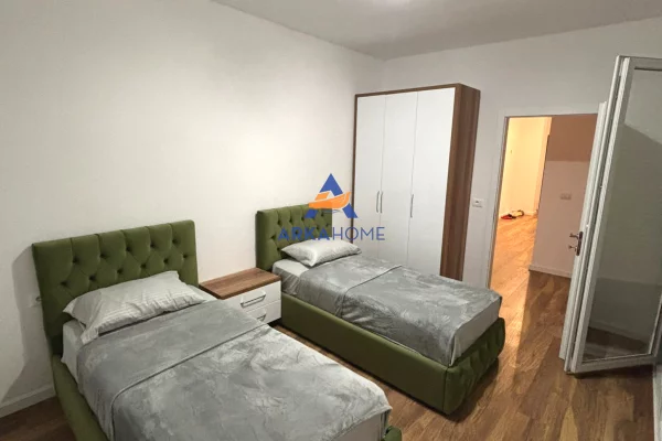 Shtepi me qera 2+1 ne Tirane - 400 Euro