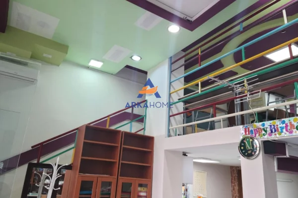 Ambient biznesi me qera 2+1 ne Tirane - 600 Euro