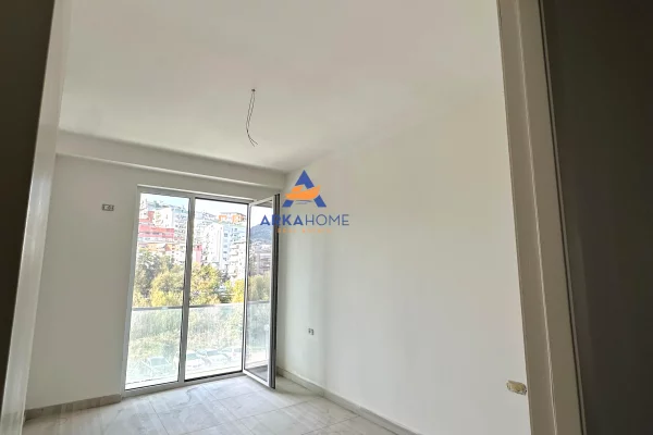 Shtepi ne shitje 2+1 ne Tirane - 114,000 Euro