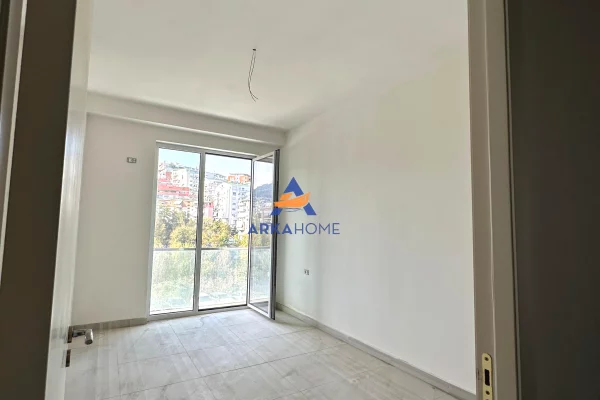 Shtepi ne shitje 2+1 ne Tirane - 114,000 Euro