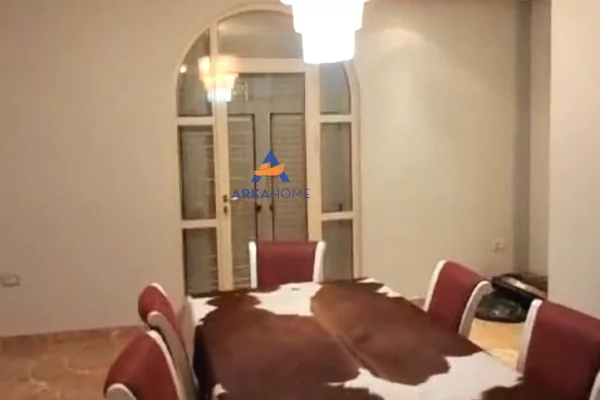 Shtepi ne shitje 5+1 ne Tirane - 550,000 Euro