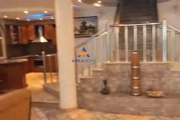 Shtepi ne shitje 5+1 ne Tirane - 550,000 Euro