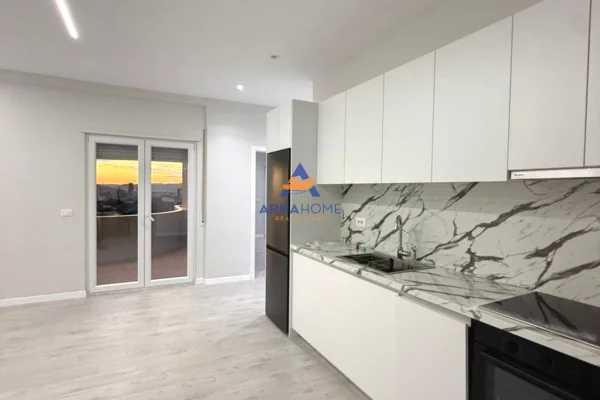 Shtepi me qera 1+1 ne Tirane - 6,000 Euro