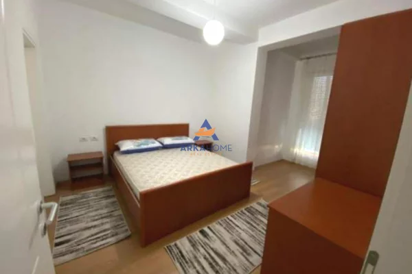 Shtepi me qera 3+1 ne Tirane - 675 Euro