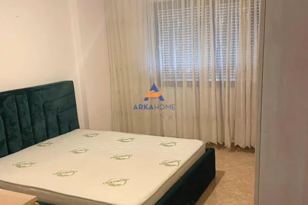 Shtepi me qera Apartament ne Tirane, 2+1, Mobilimi E mobiluar, Pagesa 778  Euro.