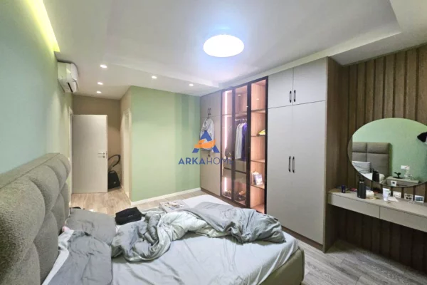 Shtepi me qera 2+1 ne Tirane - 700 Euro