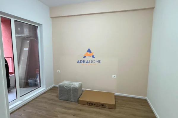 Shtepi me qera 1+1 ne Tirane - 400 Euro