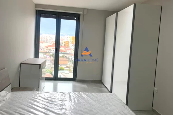 Shtepi me qera Apartament ne Tirane, 2+1, Mobilimi E mobiluar, Pagesa 700  Euro.