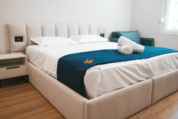 Shtepi me qera Apartament ne Tirane, Garsoniere, Mobilimi E mobiluar, Pagesa 1,143  Euro.