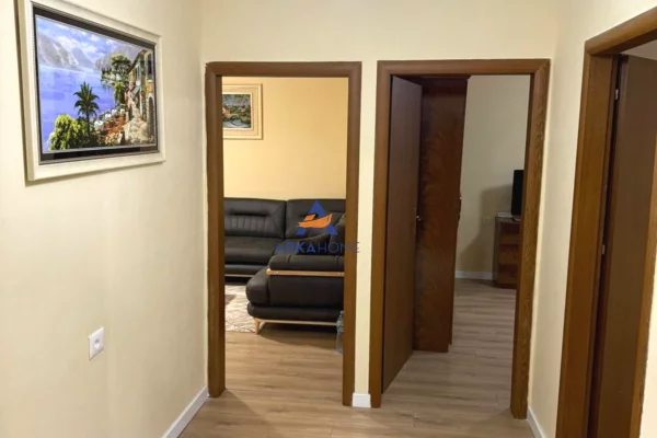 Shtepi me qera 2+1 ne Tirane - 600 Euro