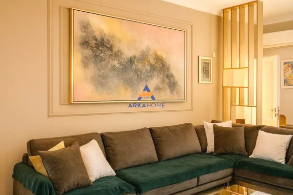 Shtepi ne shitje 2+1 ne Tirane - 270,000 Euro