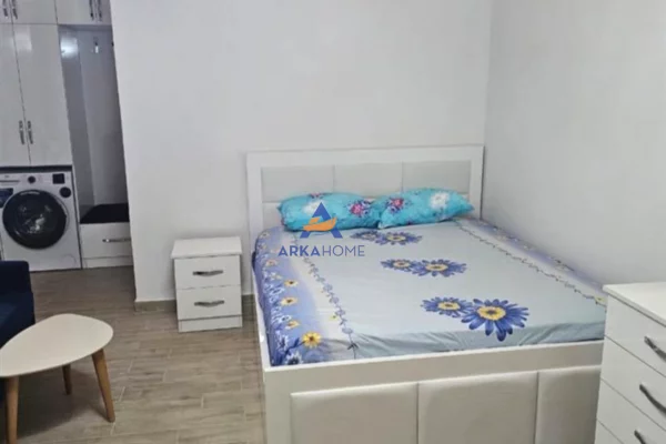 Shtepi me qera Garsoniere ne Tirane - 350 Euro