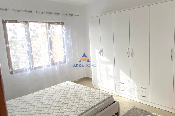 Shtepi me qera Apartament ne Tirane, 1+1, Mobilimi E mobiluar, Pagesa 415  Euro.