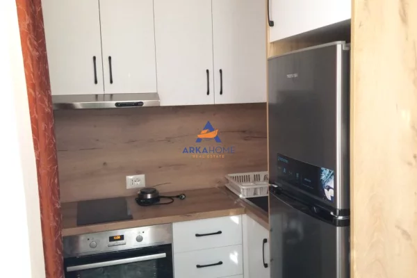 Shtepi me qera 2+1 ne Tirane - 600 Euro