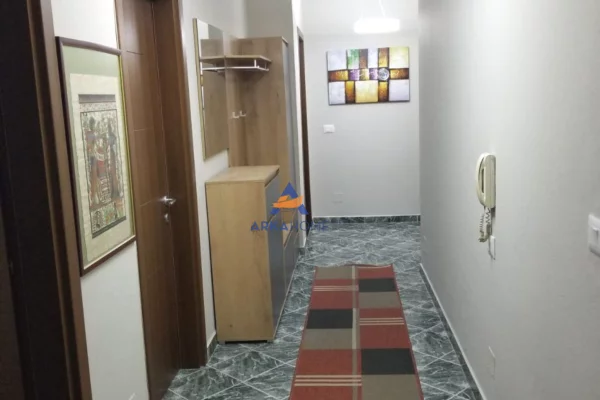 Shtepi me qera 2+1 ne Tirane - 600 Euro