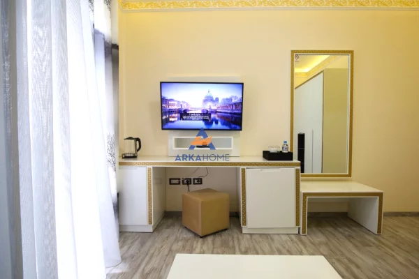 Ambient biznesi me qera 5+1 ne Vlore - 5,000 Euro