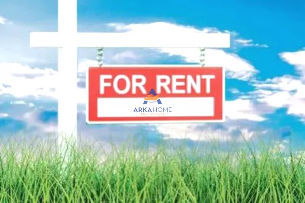 Truall ose Toke ne Tirane - 1,000 Euro