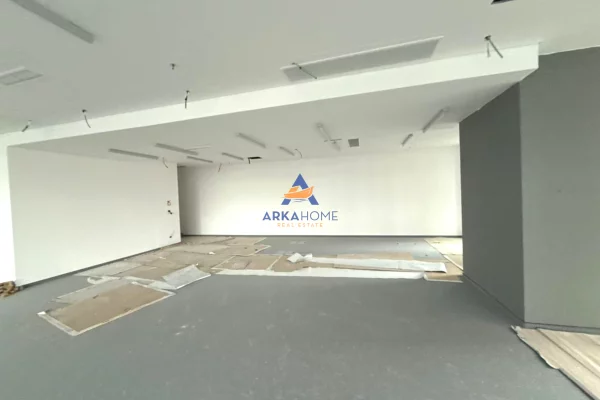 Ambient biznesi me qera 1+1 ne Tirane - 39,250 Euro