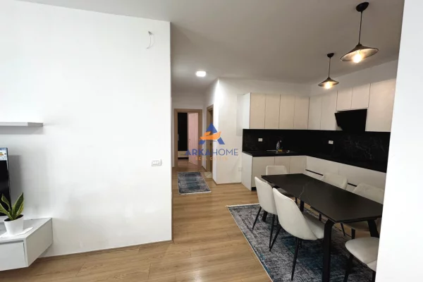 Shtepi me qera 2+1 ne Tirane - 750 Euro