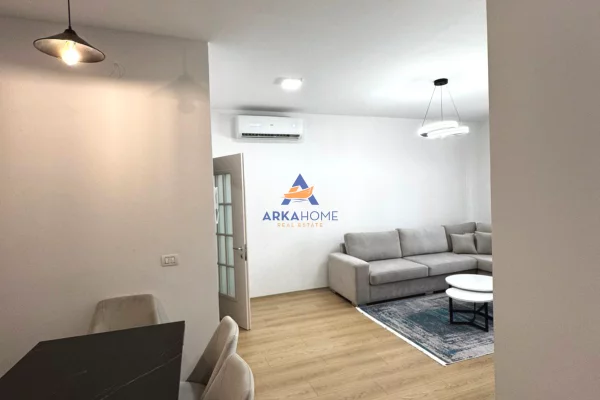 Shtepi me qera 2+1 ne Tirane - 750 Euro