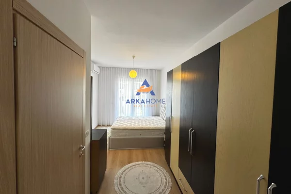 Shtepi me qera 2+1 ne Tirane - 750 Euro
