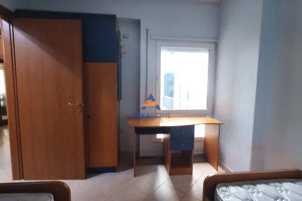 Shtepi ne shitje 1+1 ne Tirane - 125,000 Euro