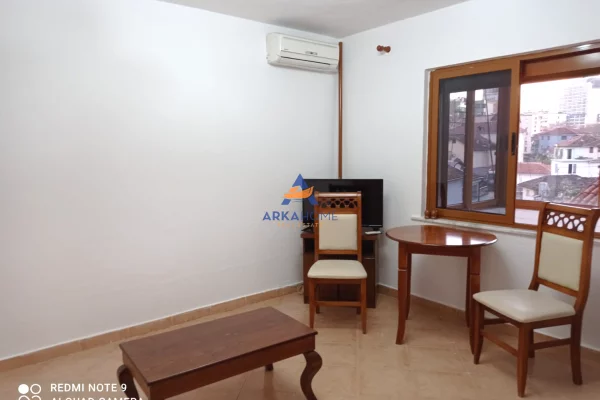 Shtepi ne shitje 1+1 ne Tirane - 125,000 Euro