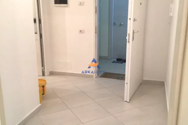 Shtepi me qera 2+1 ne Tirane - 600 Euro