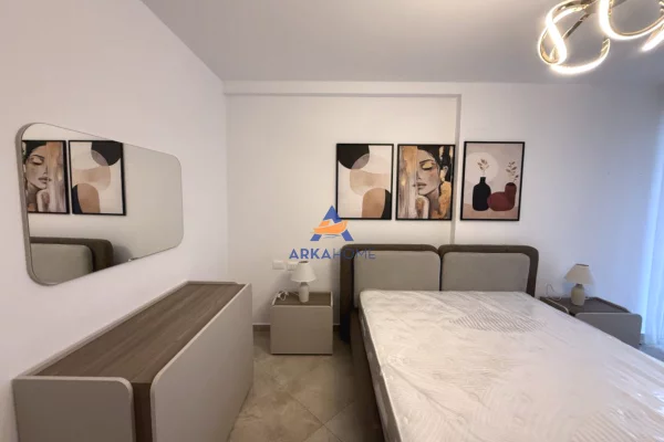 Shtepi me qera Apartament ne Tirane, 2+1, Mobilimi E mobiluar, Pagesa 850  Euro.