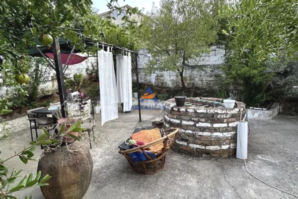 Shtepi me qera 3+1 ne Tirane - 523 Euro