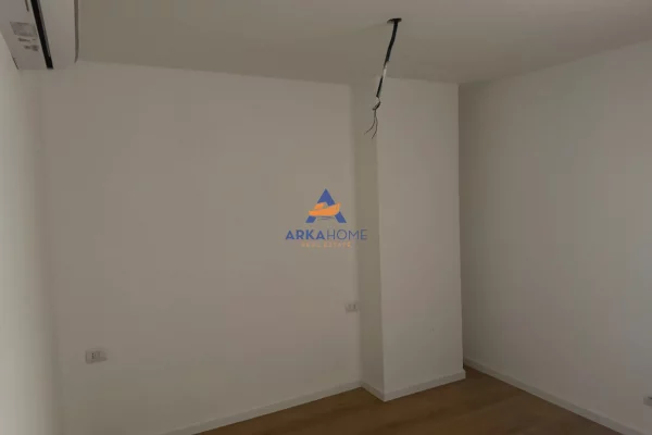 Shtepi me qera 1+1 ne Tirane - 728 Euro